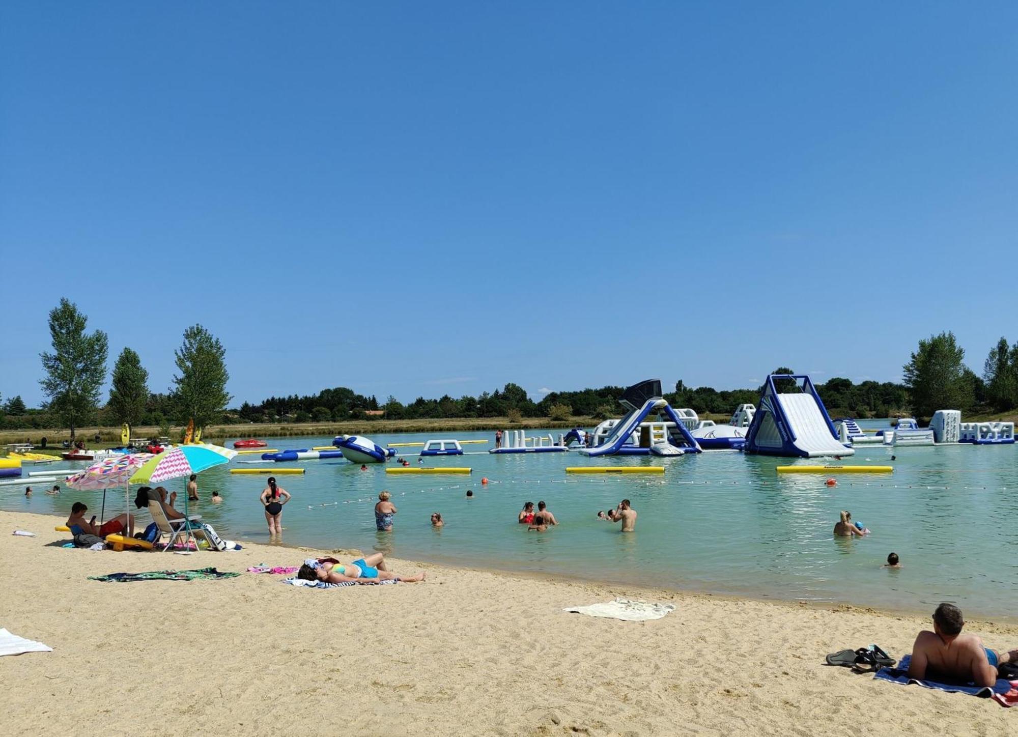 Meuble De Tourisme Classe 3 Etoiles Le Ptit Coin De Soleil - Saint Ciers D'Abzac 외부 사진