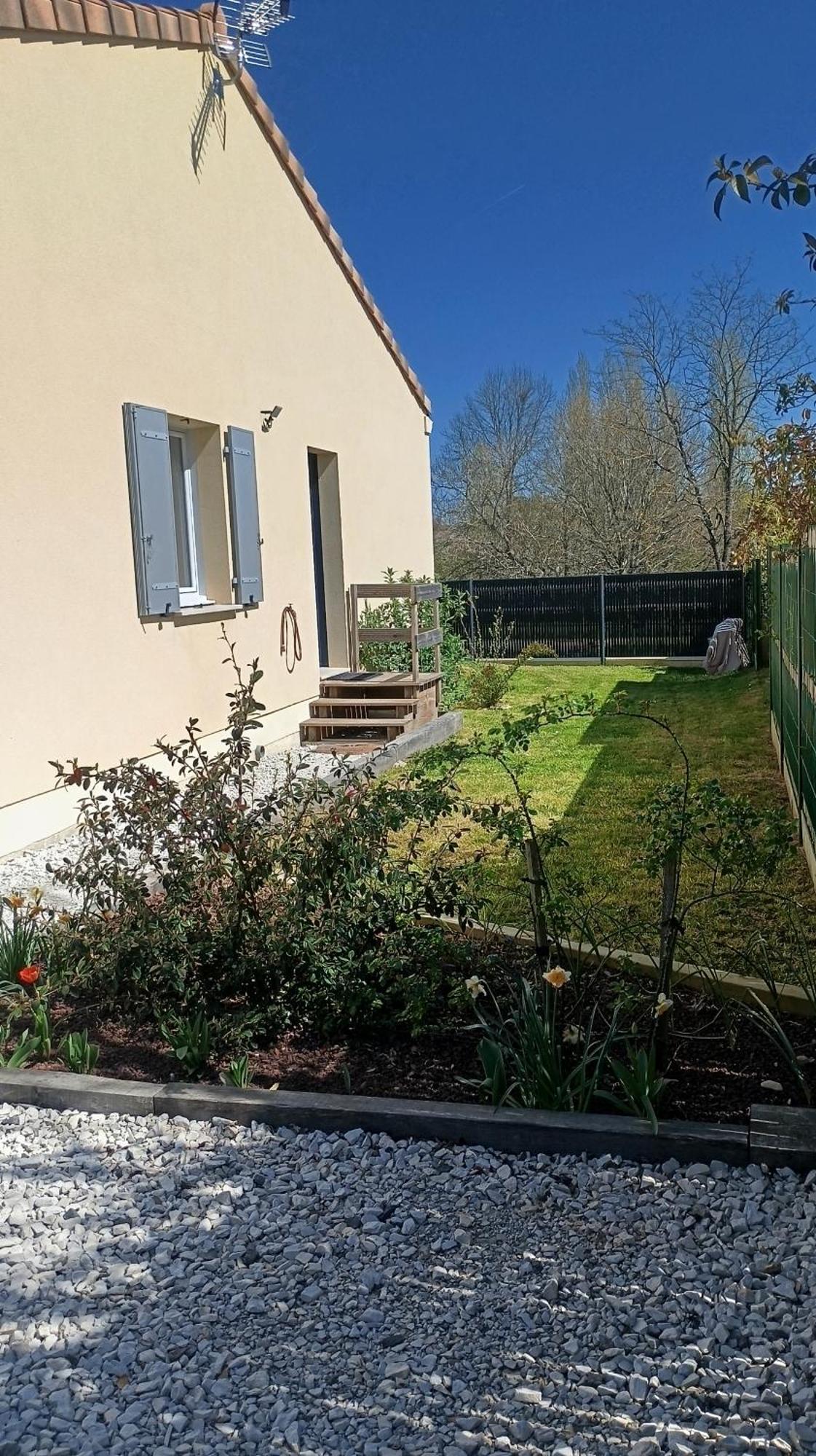 Meuble De Tourisme Classe 3 Etoiles Le Ptit Coin De Soleil - Saint Ciers D'Abzac 외부 사진